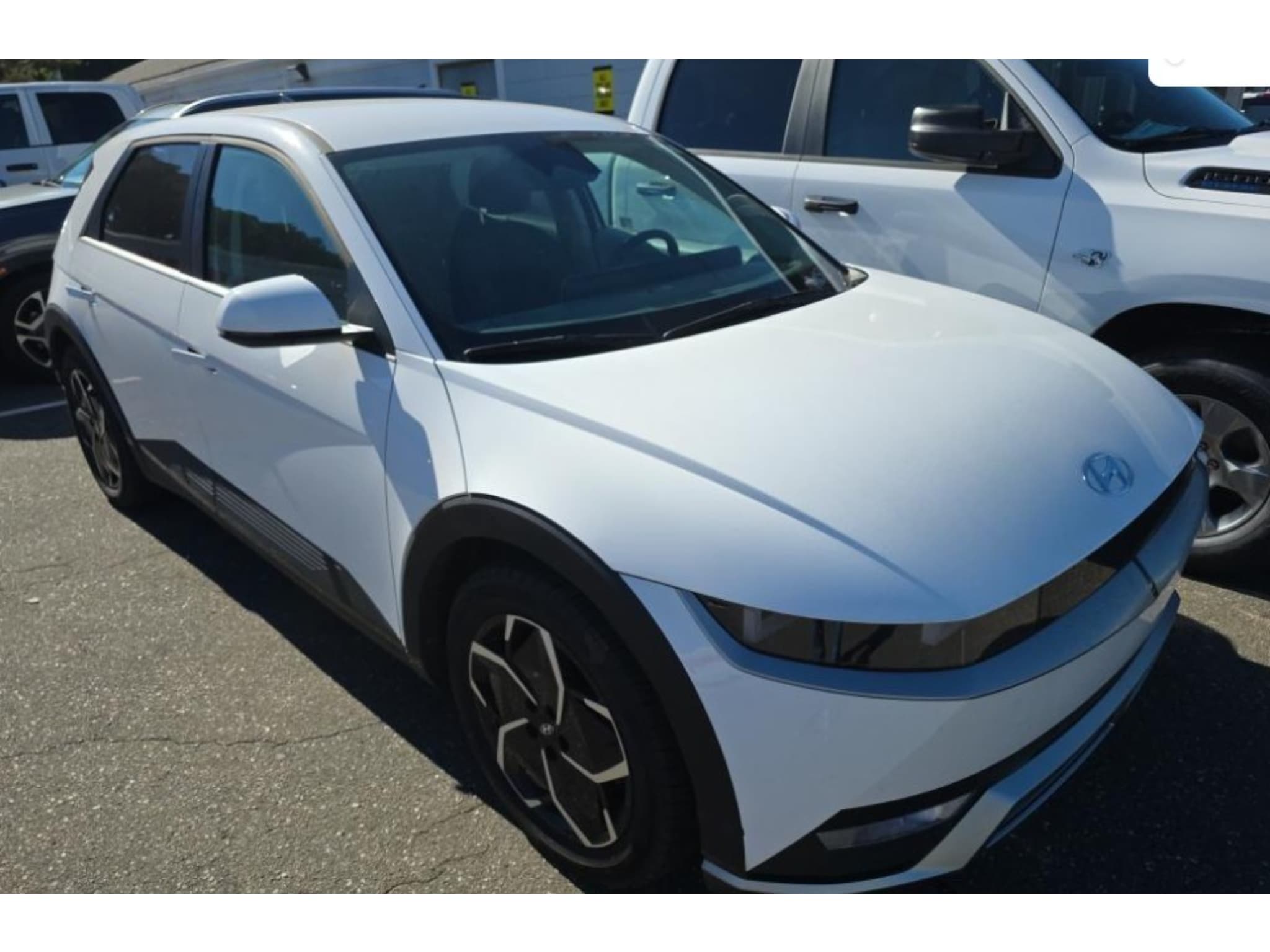 2024 Hyundai IONIQ 5 view 4
