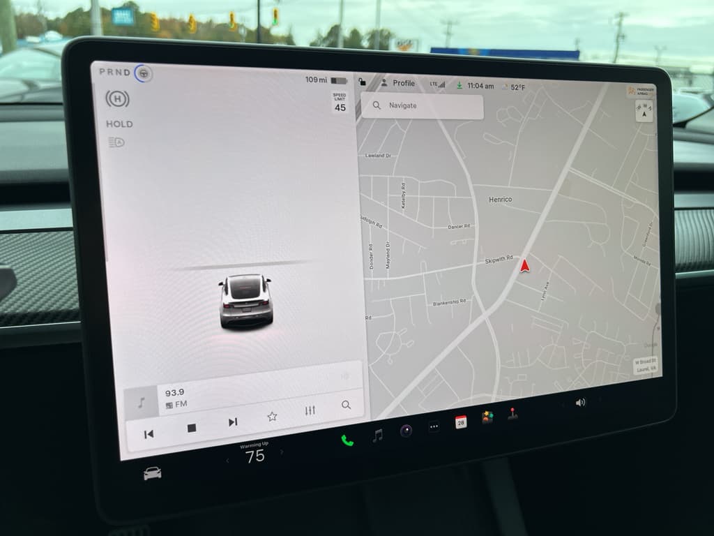 2022 Tesla Model Y view 10