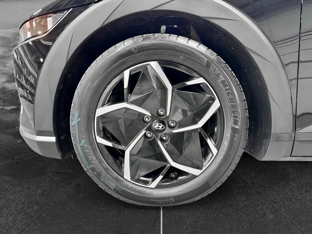 2024 Hyundai IONIQ 5 view 31