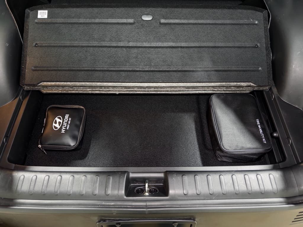 2024 Hyundai IONIQ 5 view 28