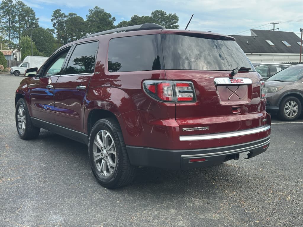2015 GMC Acadia view 2