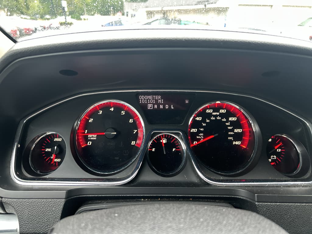 2015 GMC Acadia view 6