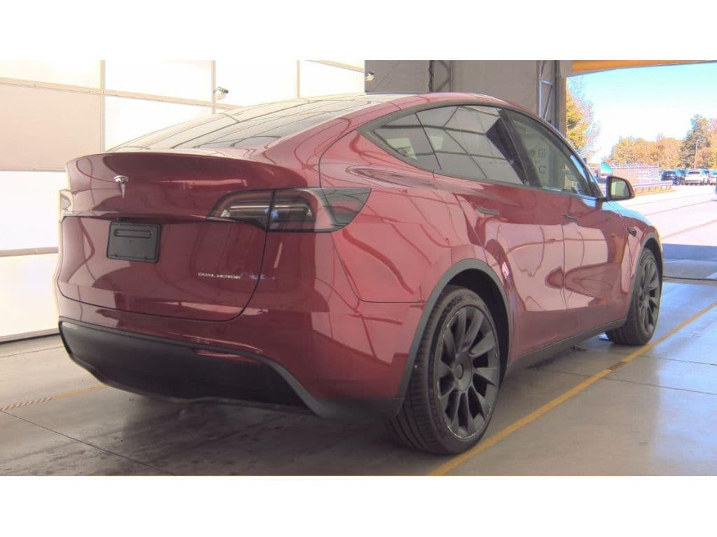 2025 Tesla Model Y view 3