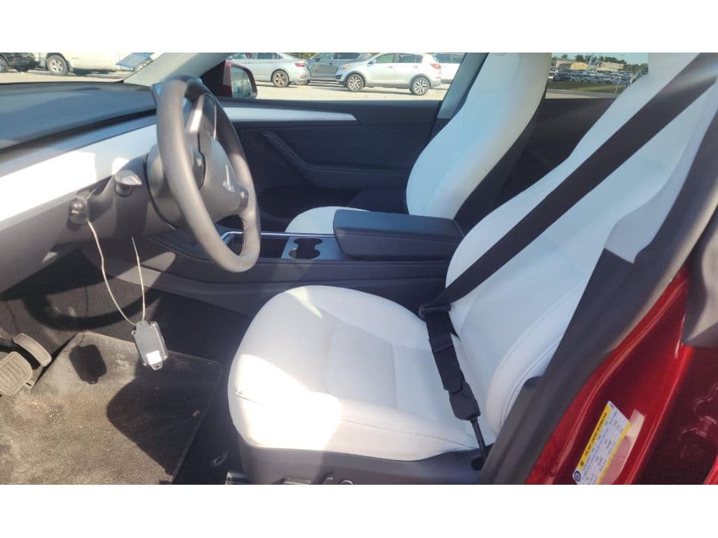2025 Tesla Model Y view 5