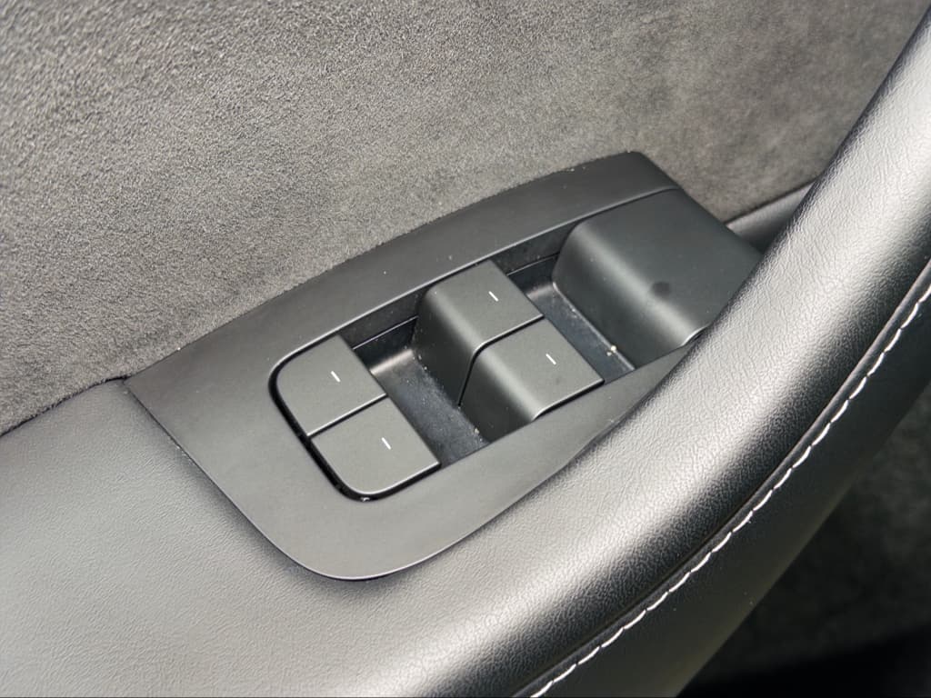 2025 Tesla Model Y view 7