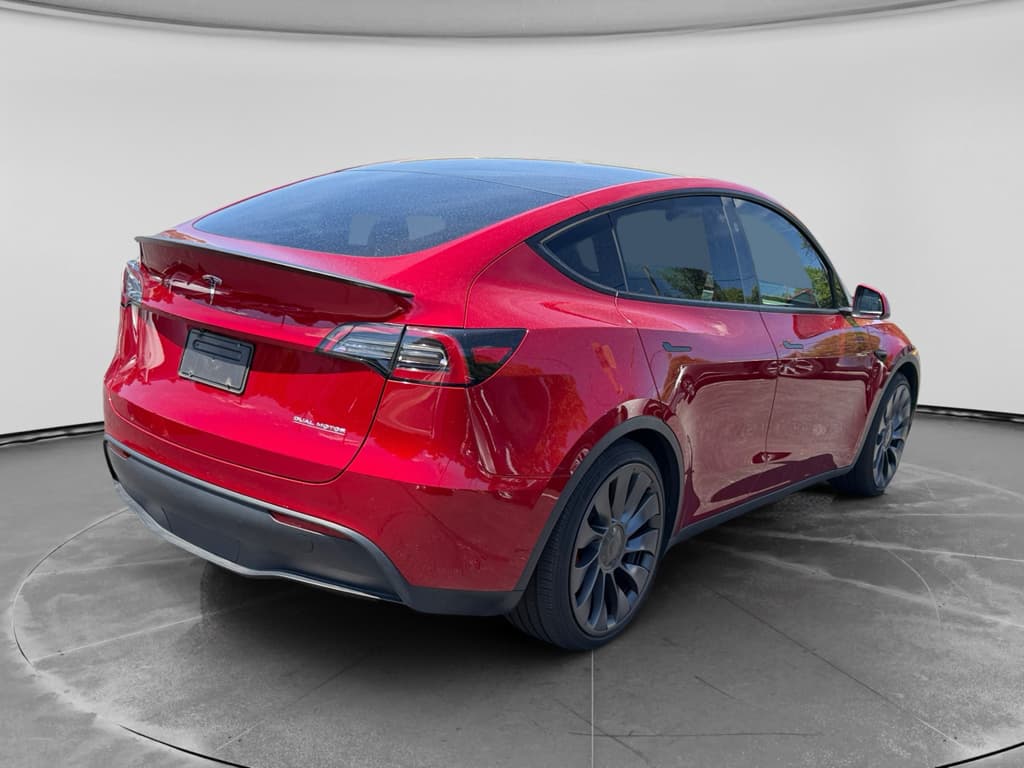 2025 Tesla Model Y view 4