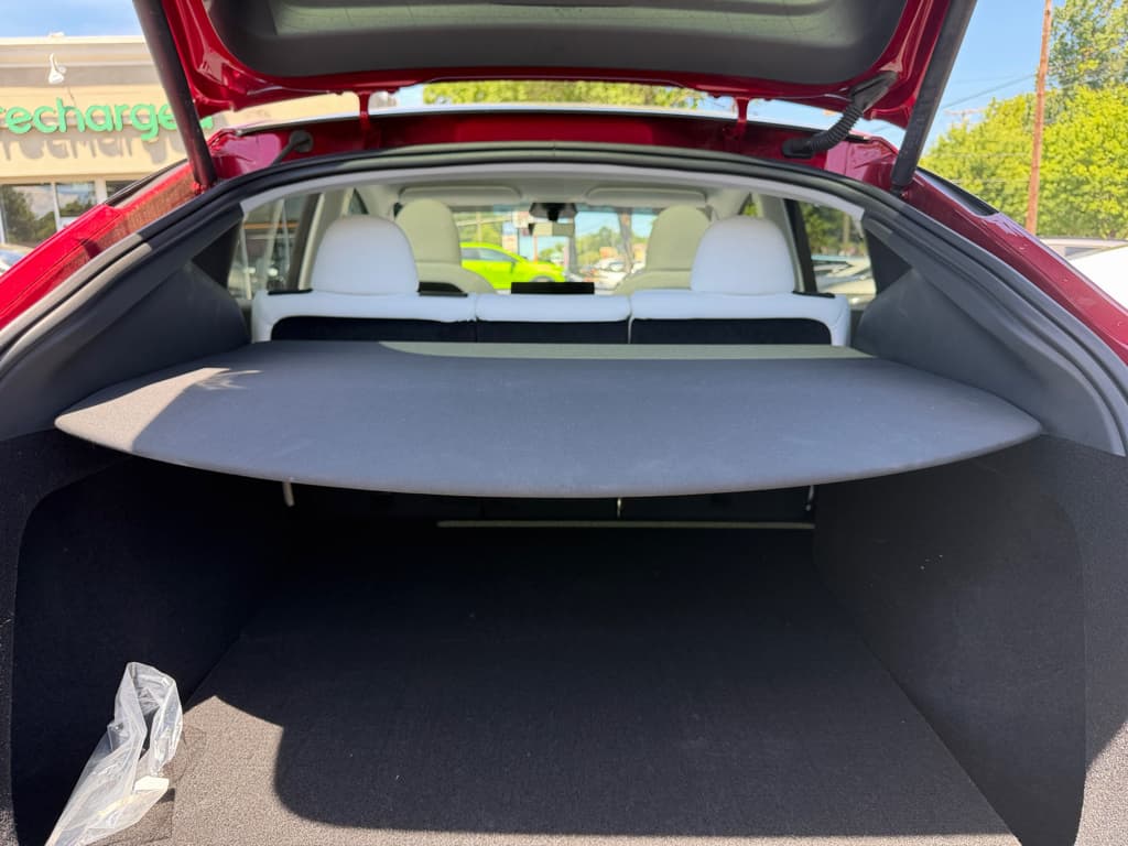 2025 Tesla Model Y view 7