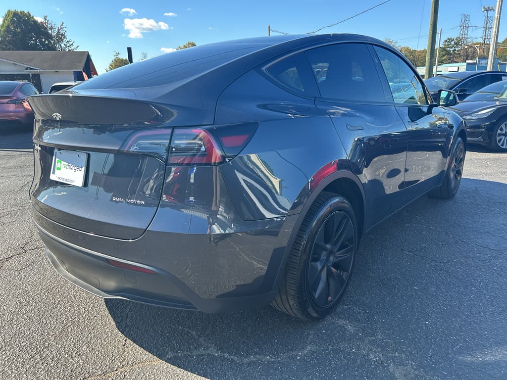2025 Tesla Model Y view 3