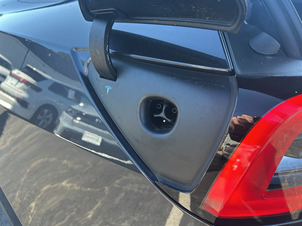 2025 Tesla Model Y view 5