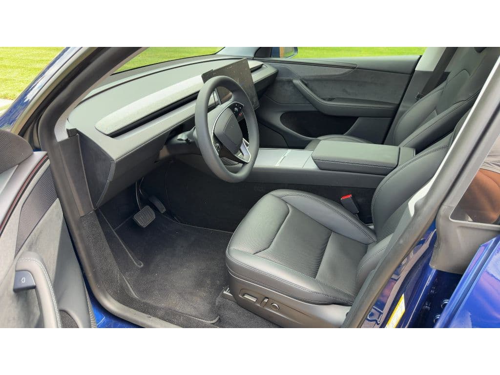 2026 Tesla Model Y view 5