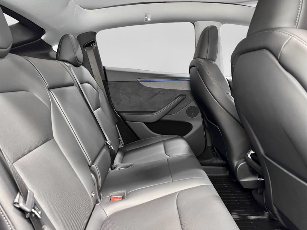 2026 Tesla Model Y view 21