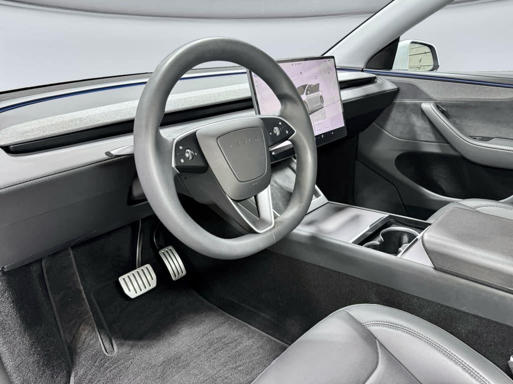 2026 Tesla Model Y view 17