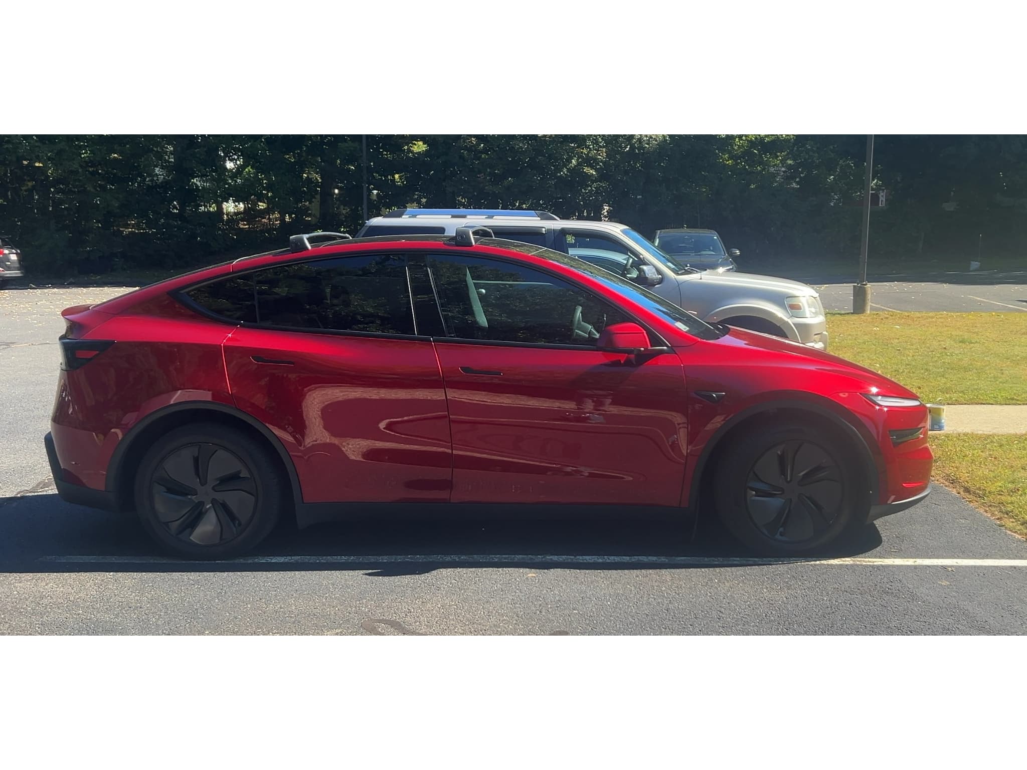 2026 Tesla Model Y view 5