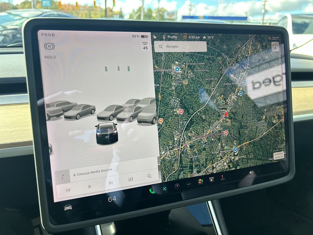2019 Tesla Model 3 view 10
