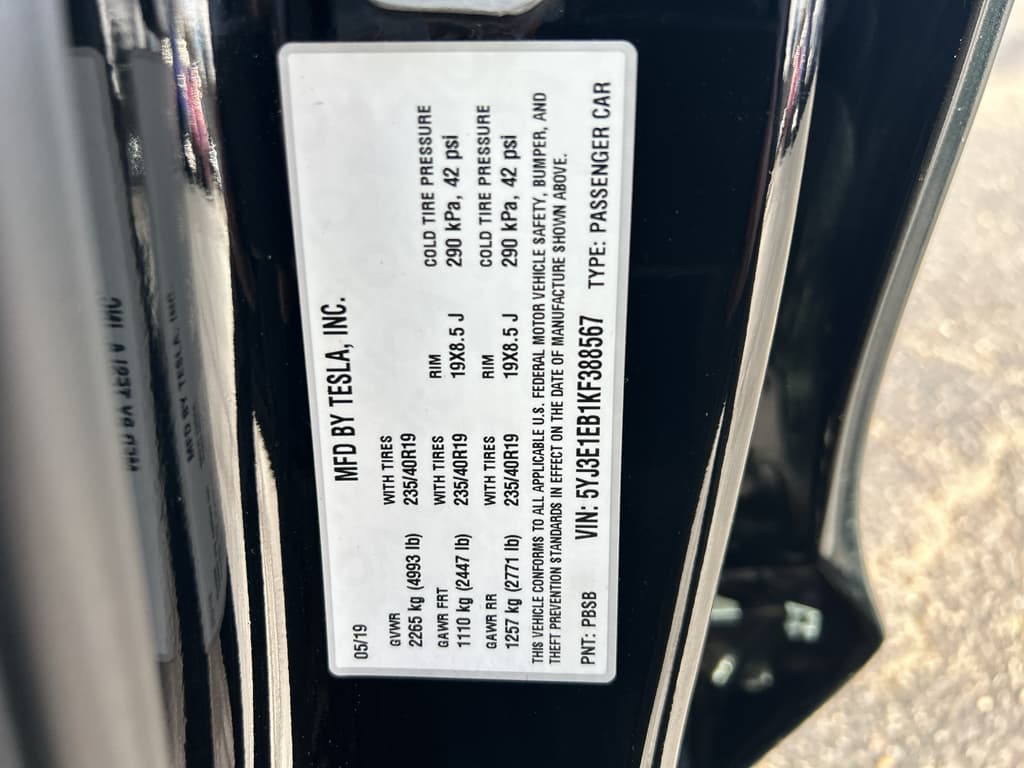2019 Tesla Model 3 view 21