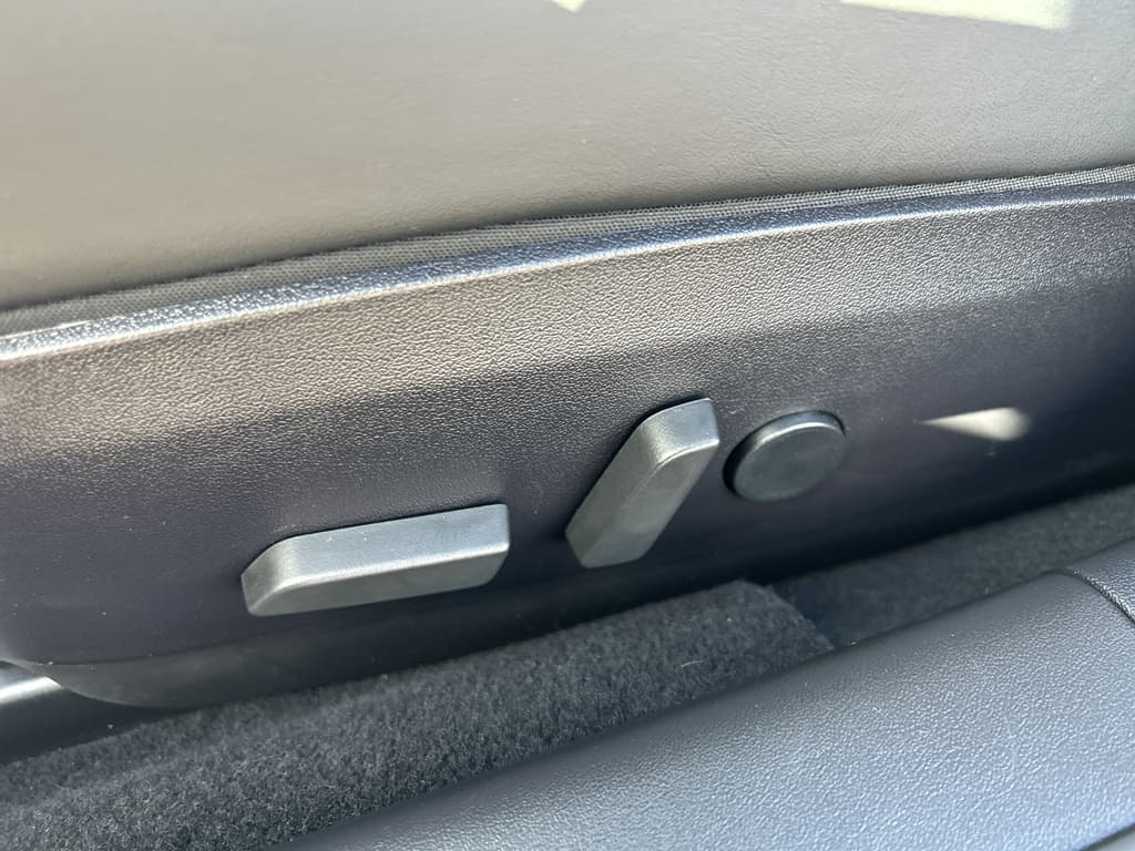 2019 Tesla Model 3 view 7