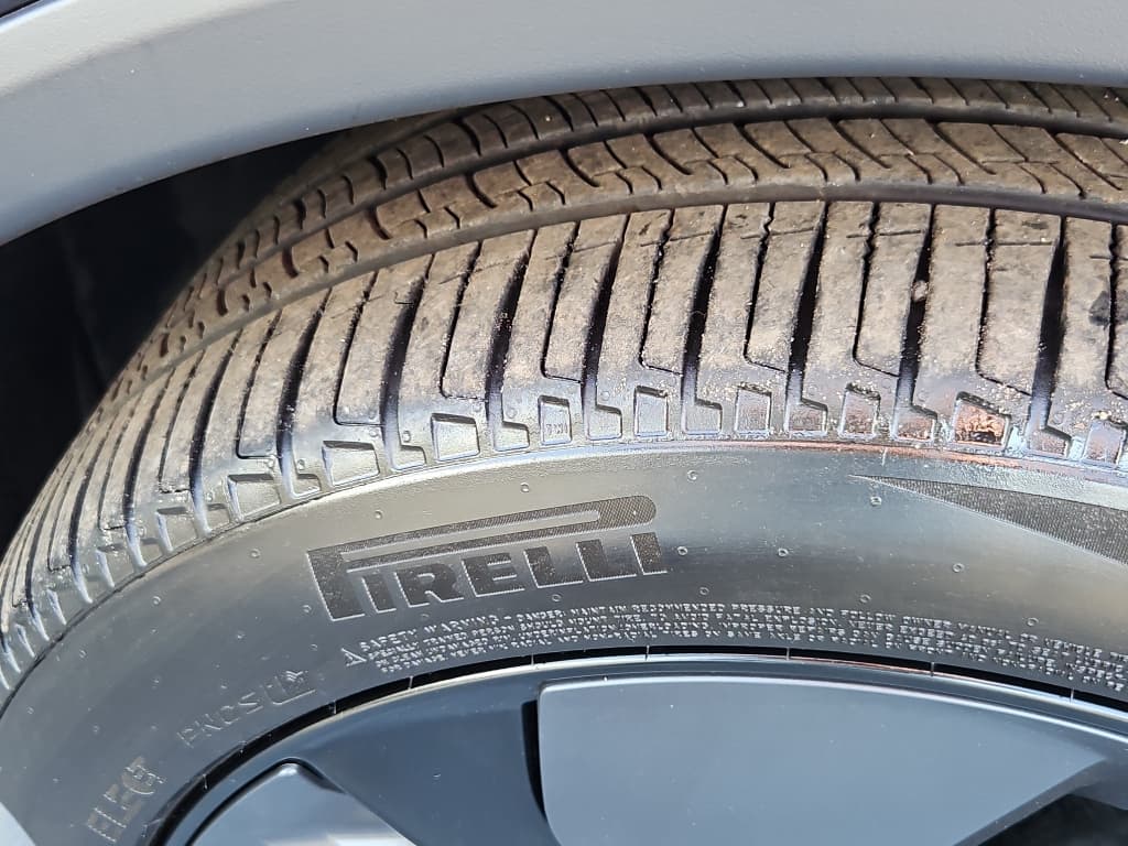 2026 Tesla Model Y view 36