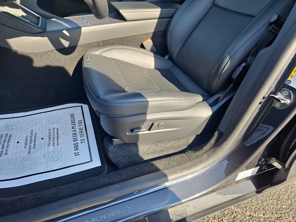 2026 Tesla Model Y view 8