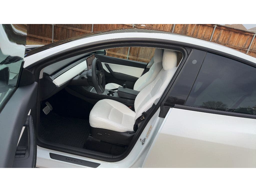 2022 Tesla Model Y view 5