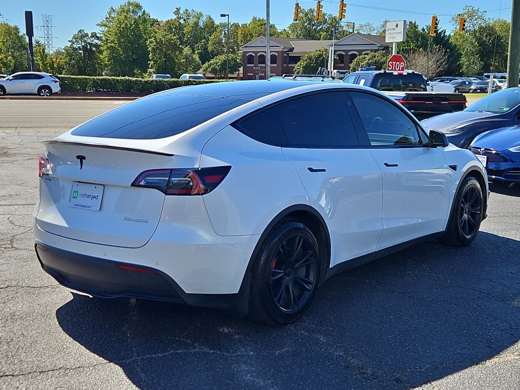 2022 Tesla Model Y view 3