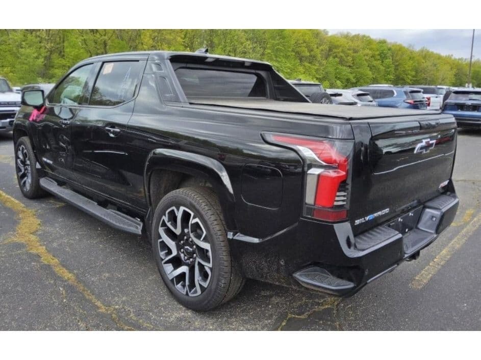 2025 Chevrolet Silverado EV view 2
