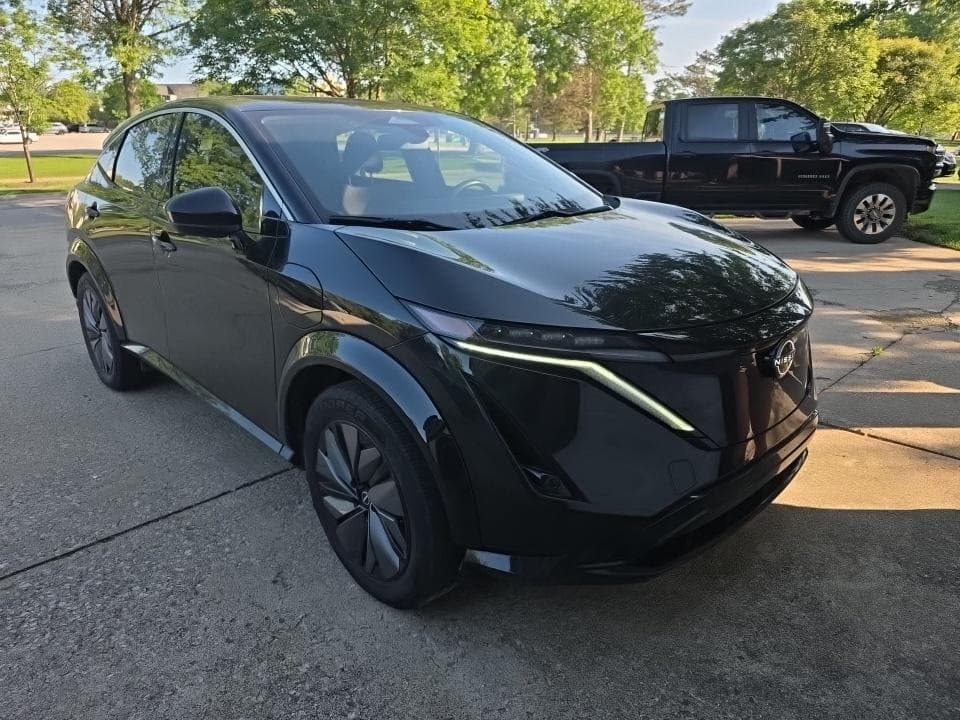 2023 Nissan Ariya view 2