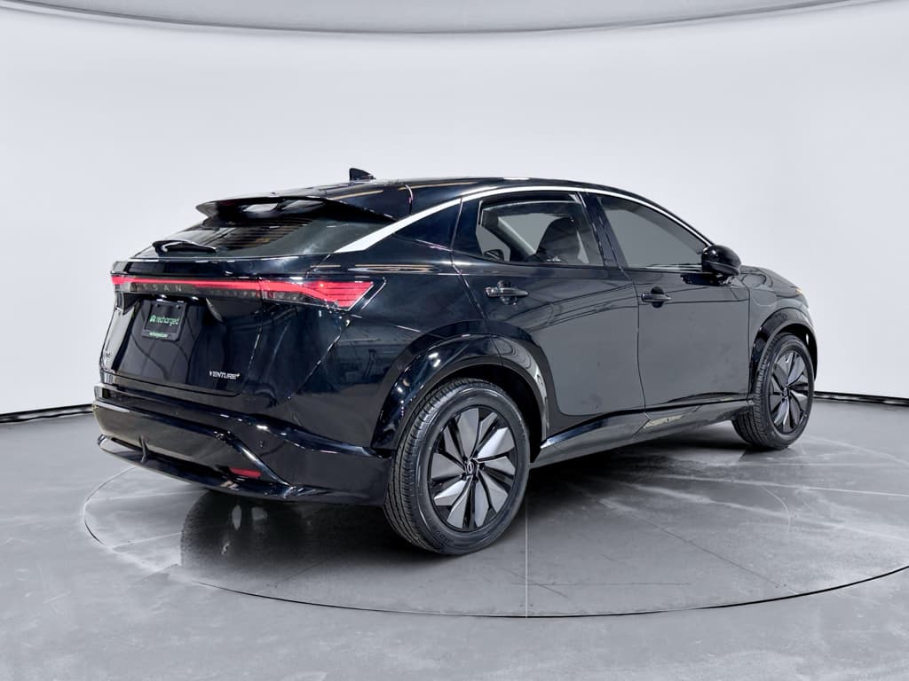 2023 Nissan Ariya view 3
