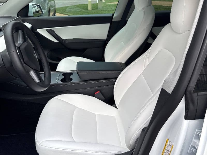 2022 Tesla Model Y view 5