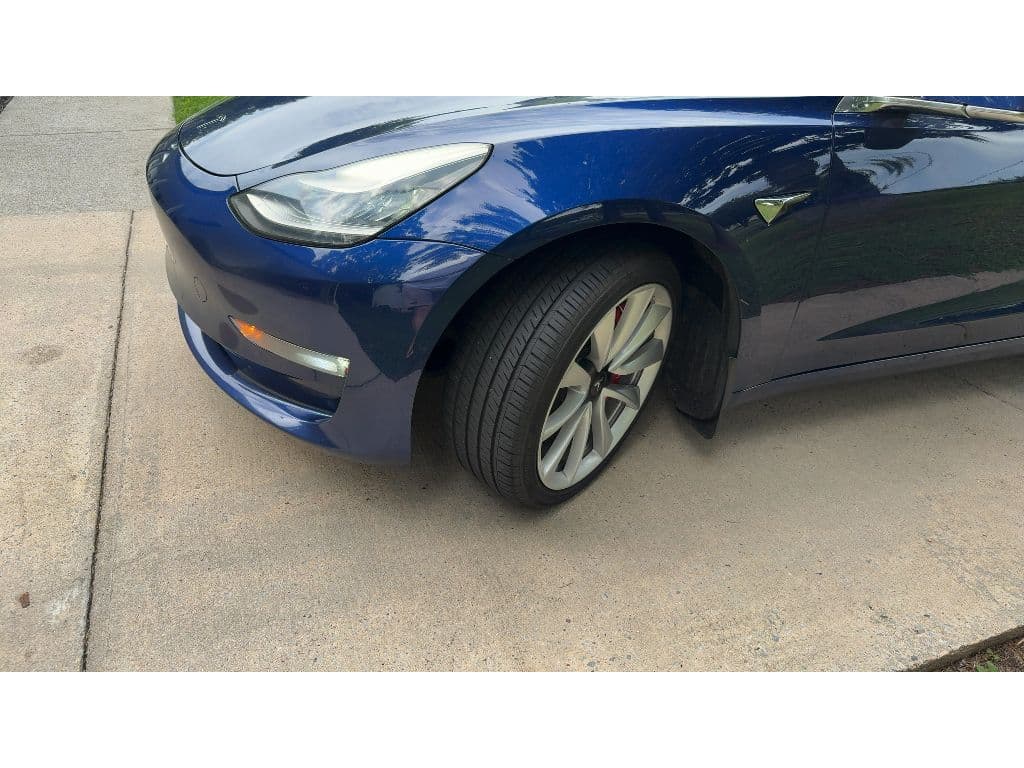 2019 Tesla Model 3 view 3