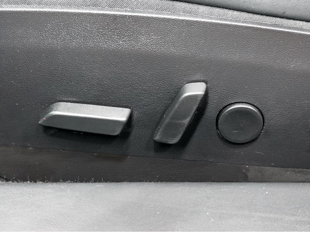 2019 Tesla Model 3 view 7