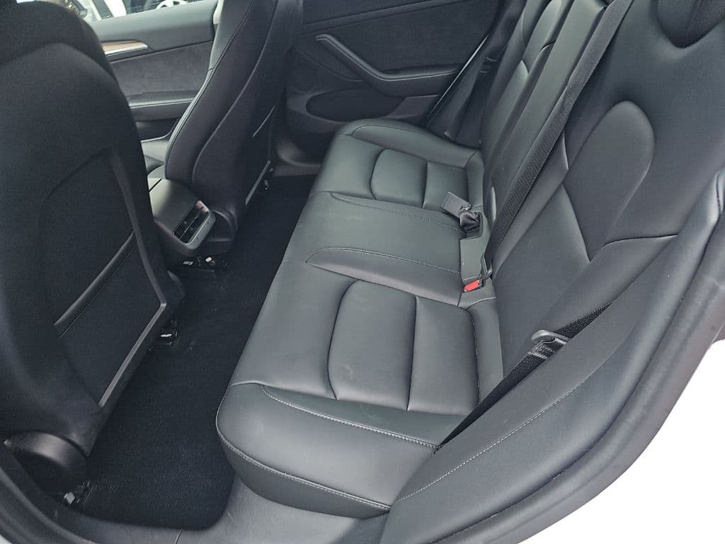 2023 Tesla Model 3 view 6