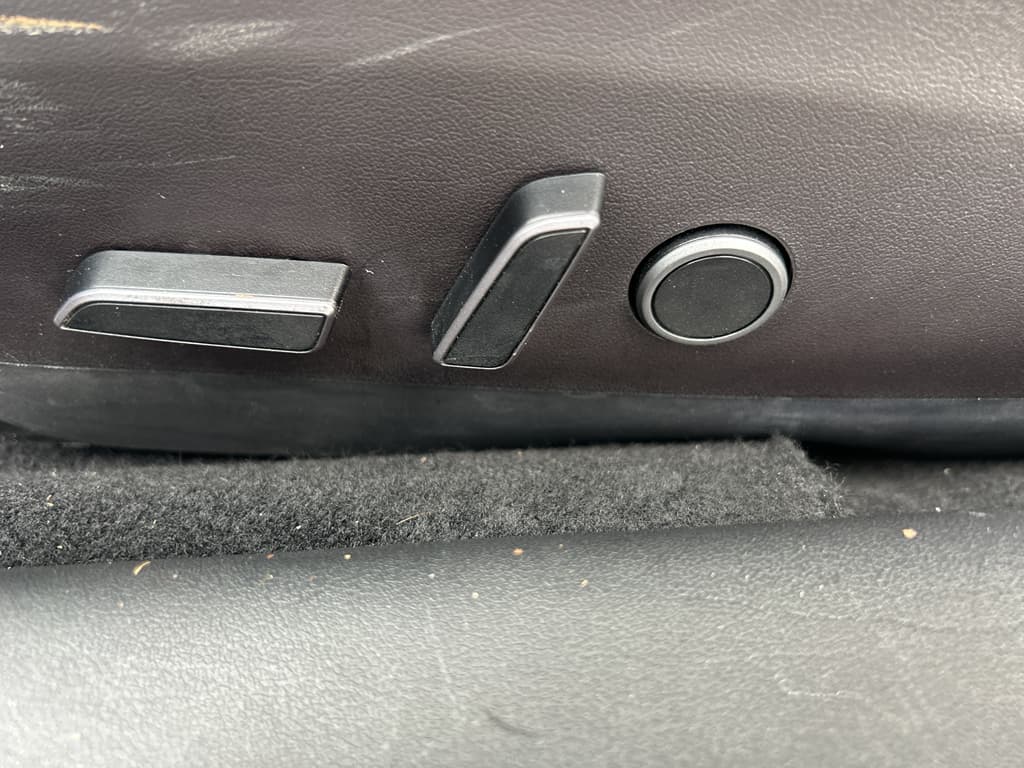 2023 Tesla Model 3 view 6