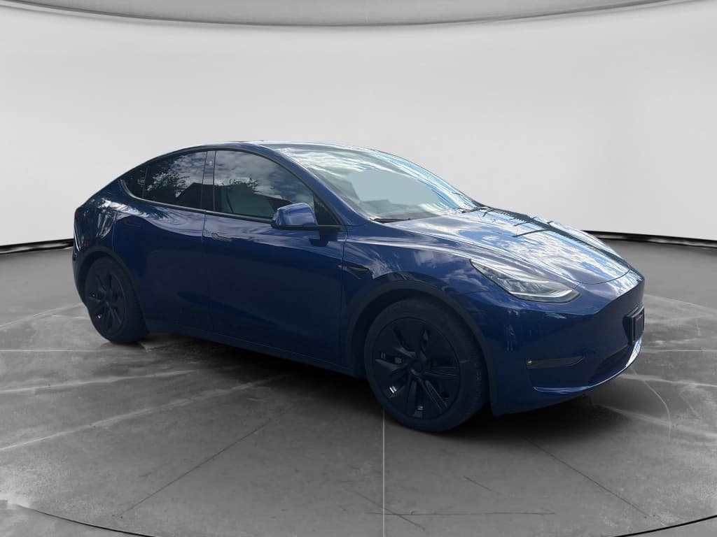 2022 Tesla Model Y view 3