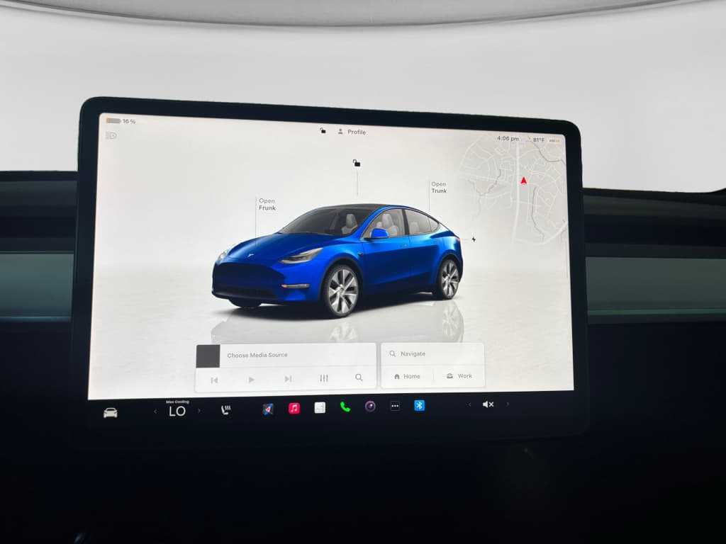 2022 Tesla Model Y view 7