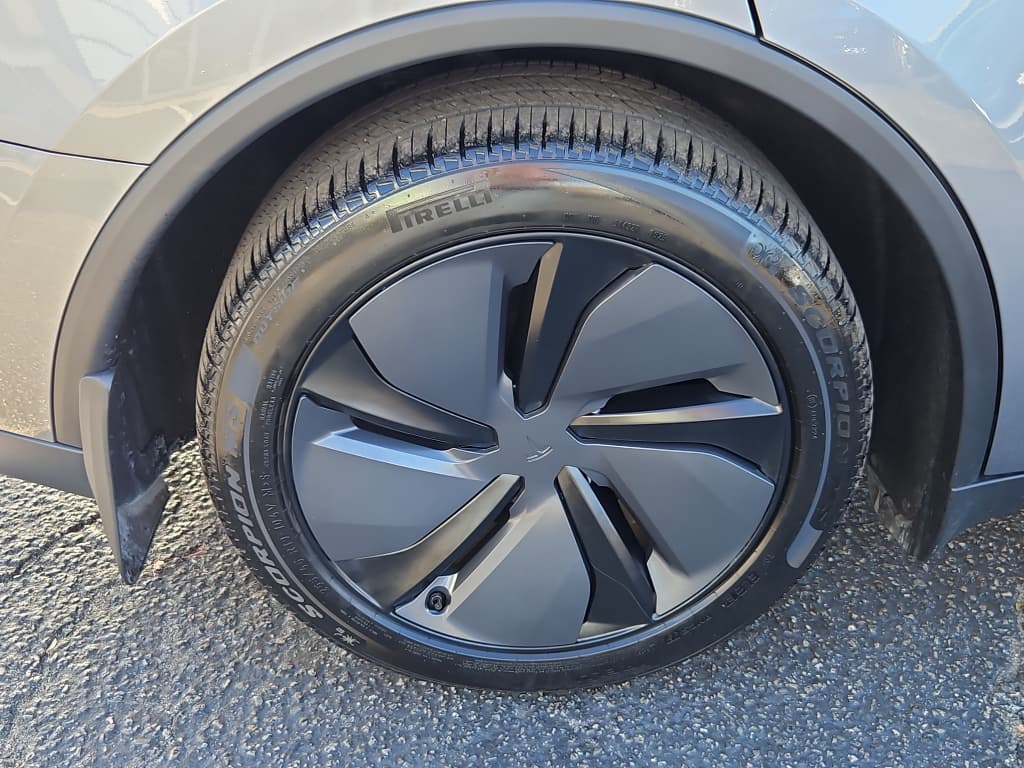 2026 Tesla Model Y view 31