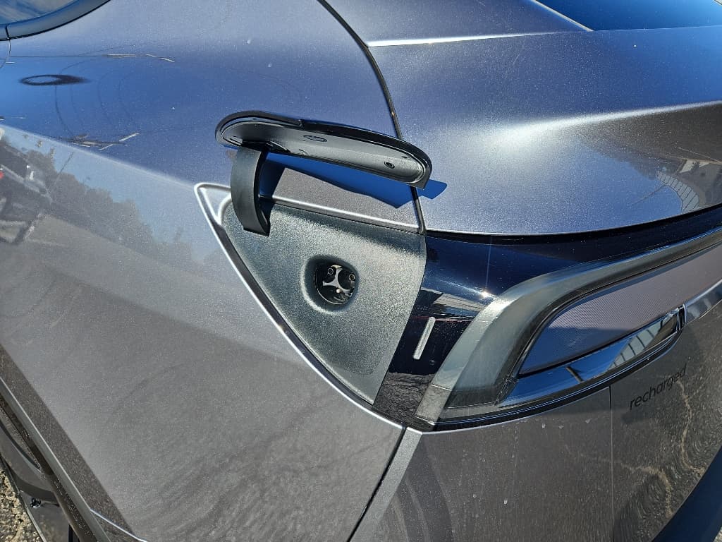 2026 Tesla Model Y view 5