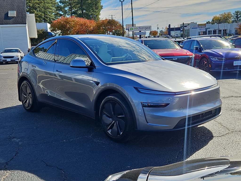 2026 Tesla Model Y view 4