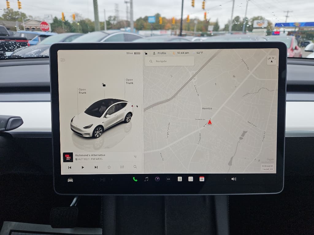 2022 Tesla Model Y view 12