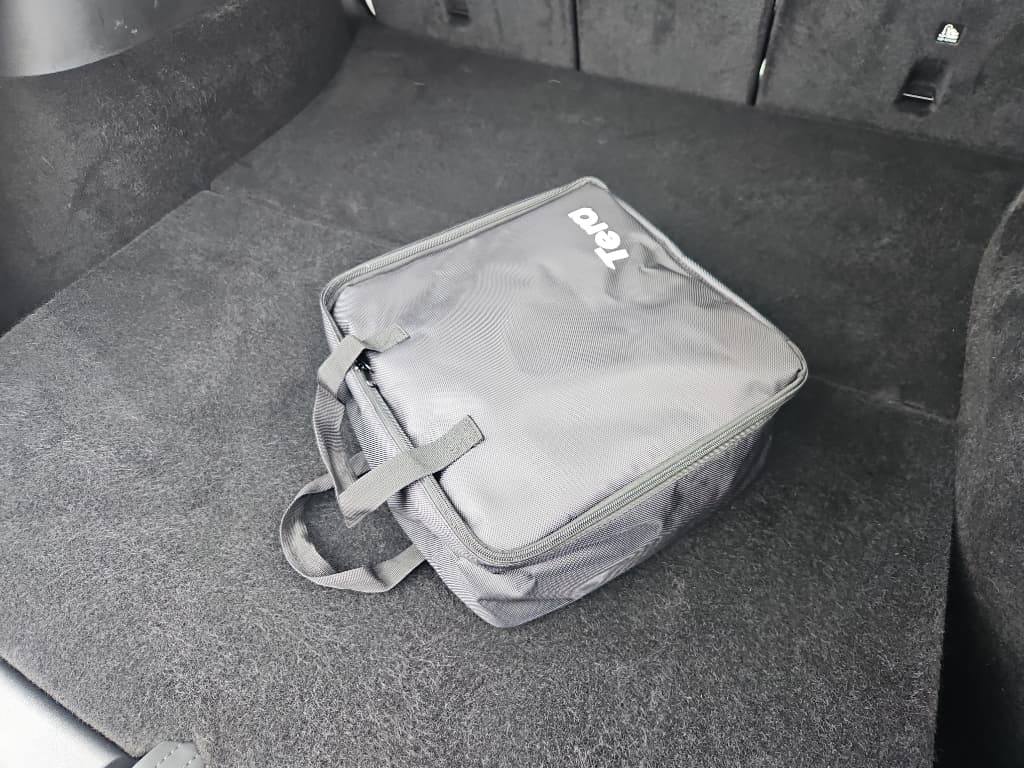 2022 Tesla Model Y view 6