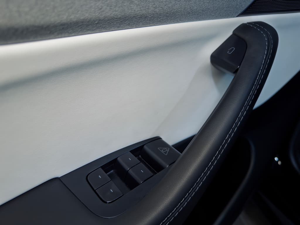 2026 Tesla Model Y view 7