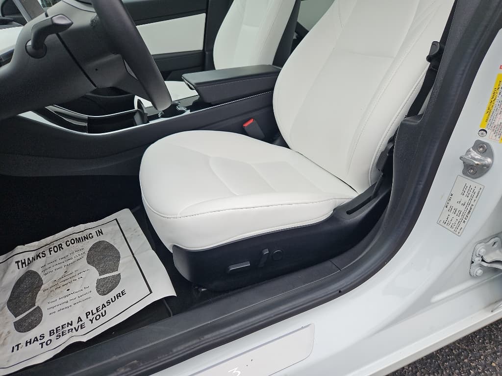 2019 Tesla Model 3 view 7