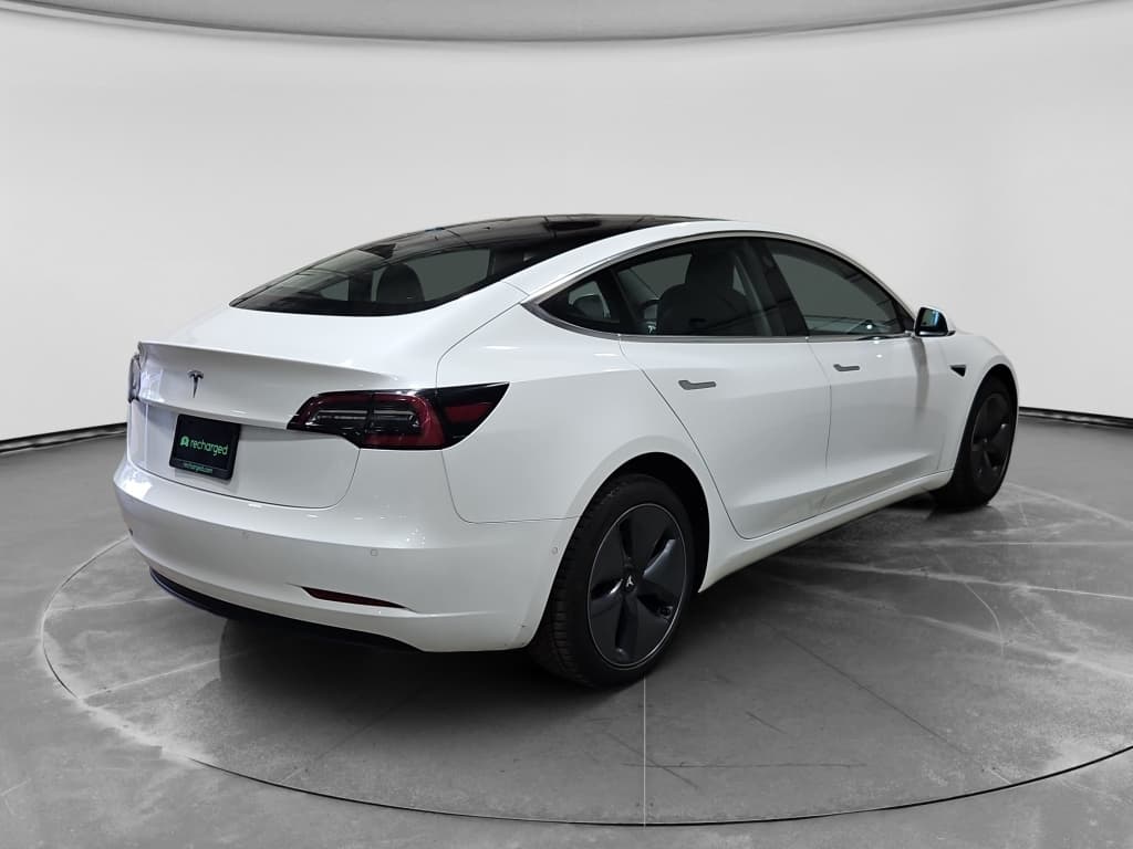 2019 Tesla Model 3 view 3