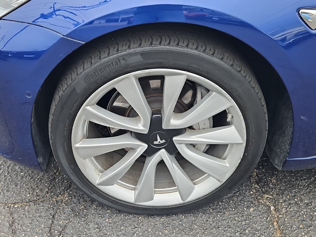2019 Tesla Model 3 view 26