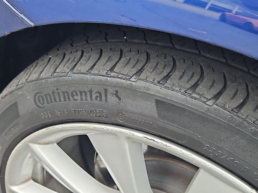 2019 Tesla Model 3 view 27