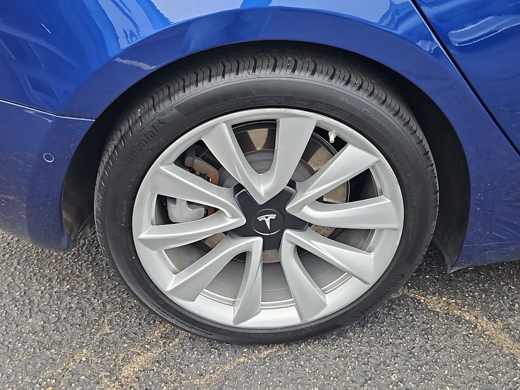 2019 Tesla Model 3 view 30