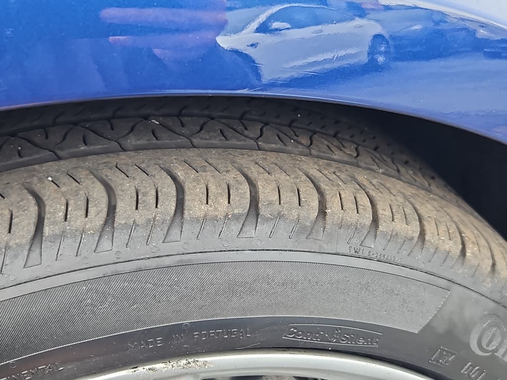 2019 Tesla Model 3 view 33