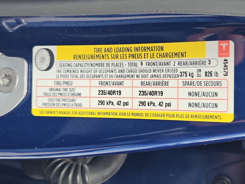 2019 Tesla Model 3 view 25