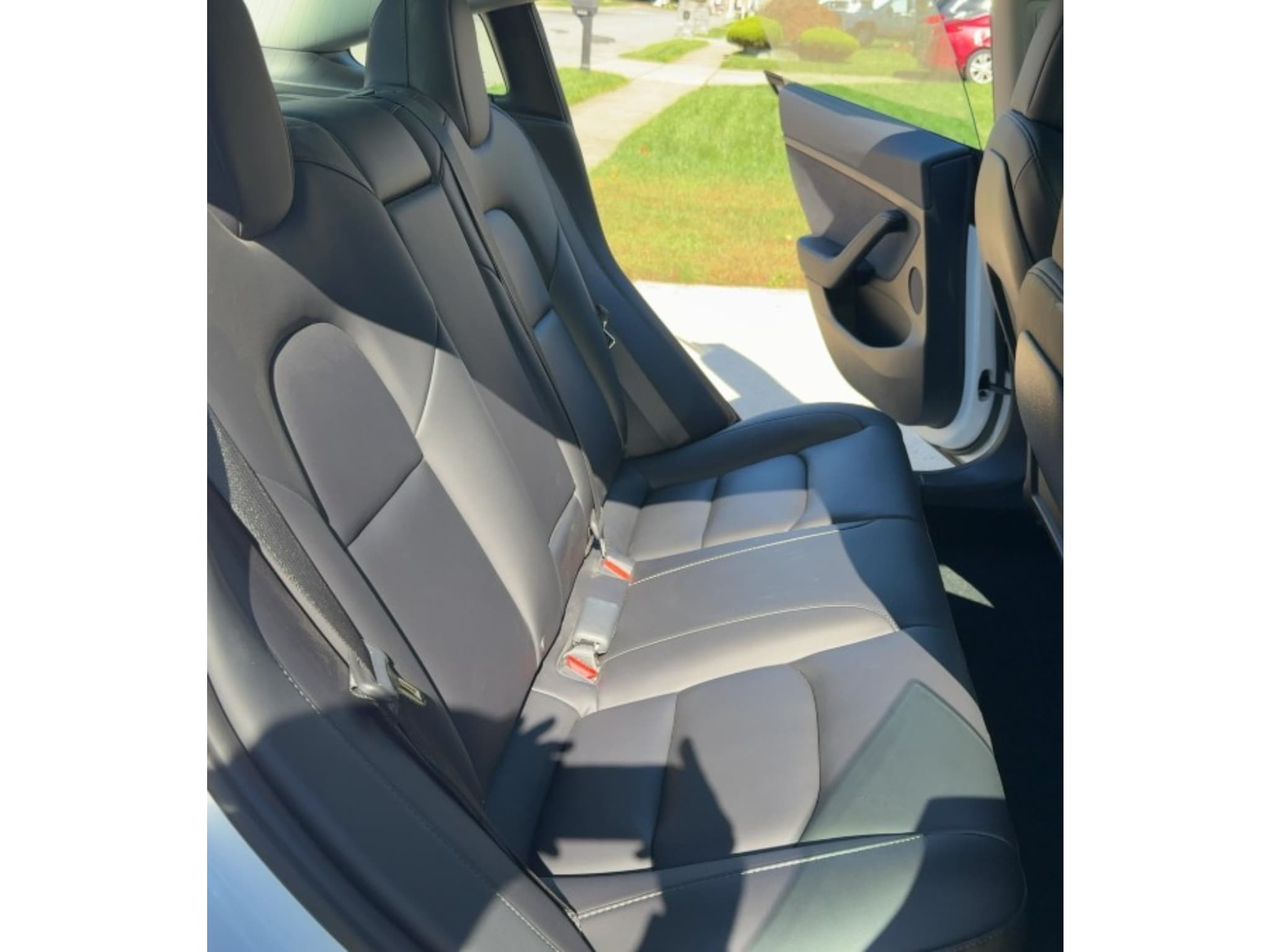 2023 Tesla Model 3 view 6