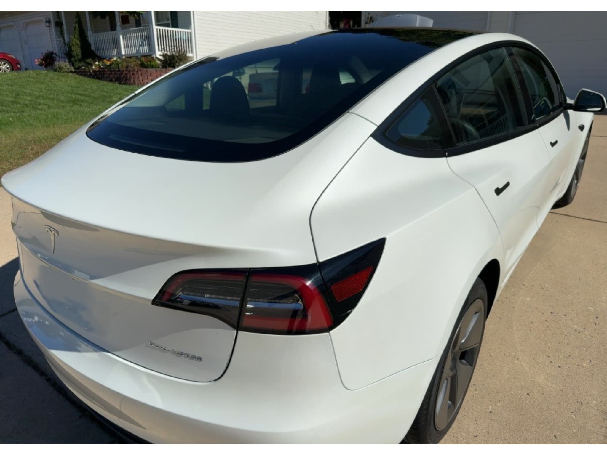 2023 Tesla Model 3 view 3