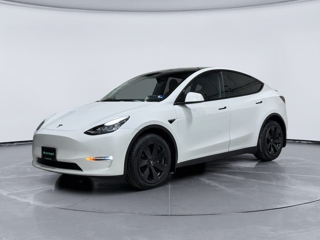 2022 Tesla Model Y view 1